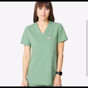 Figs Jade scrub top